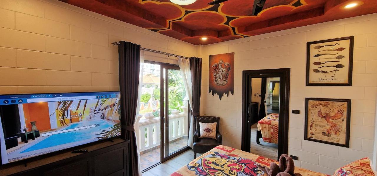Potterland Luxury Pool Villa Pattaya Walking Street 6 Bedrooms Экстерьер фото