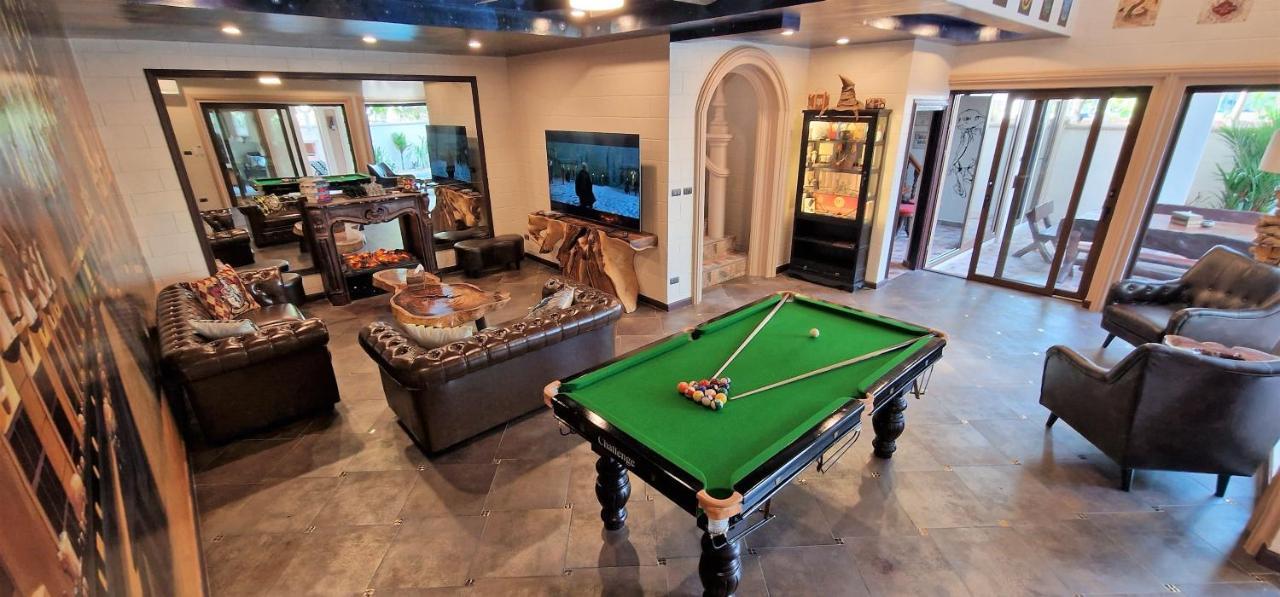 Potterland Luxury Pool Villa Pattaya Walking Street 6 Bedrooms Экстерьер фото