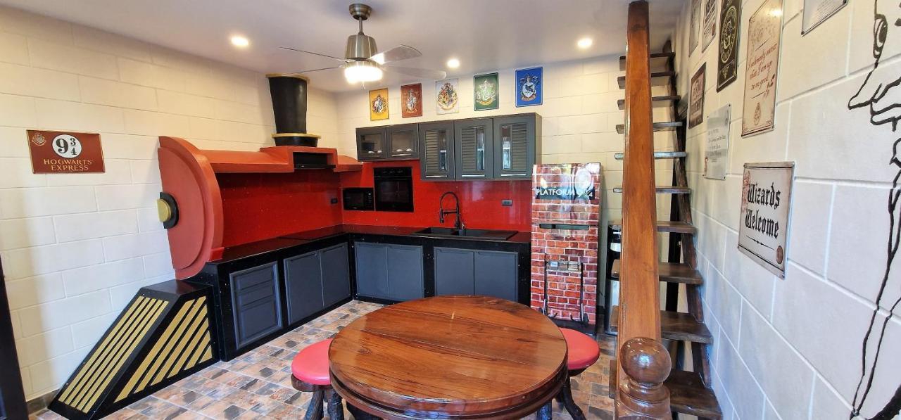 Potterland Luxury Pool Villa Pattaya Walking Street 6 Bedrooms Экстерьер фото