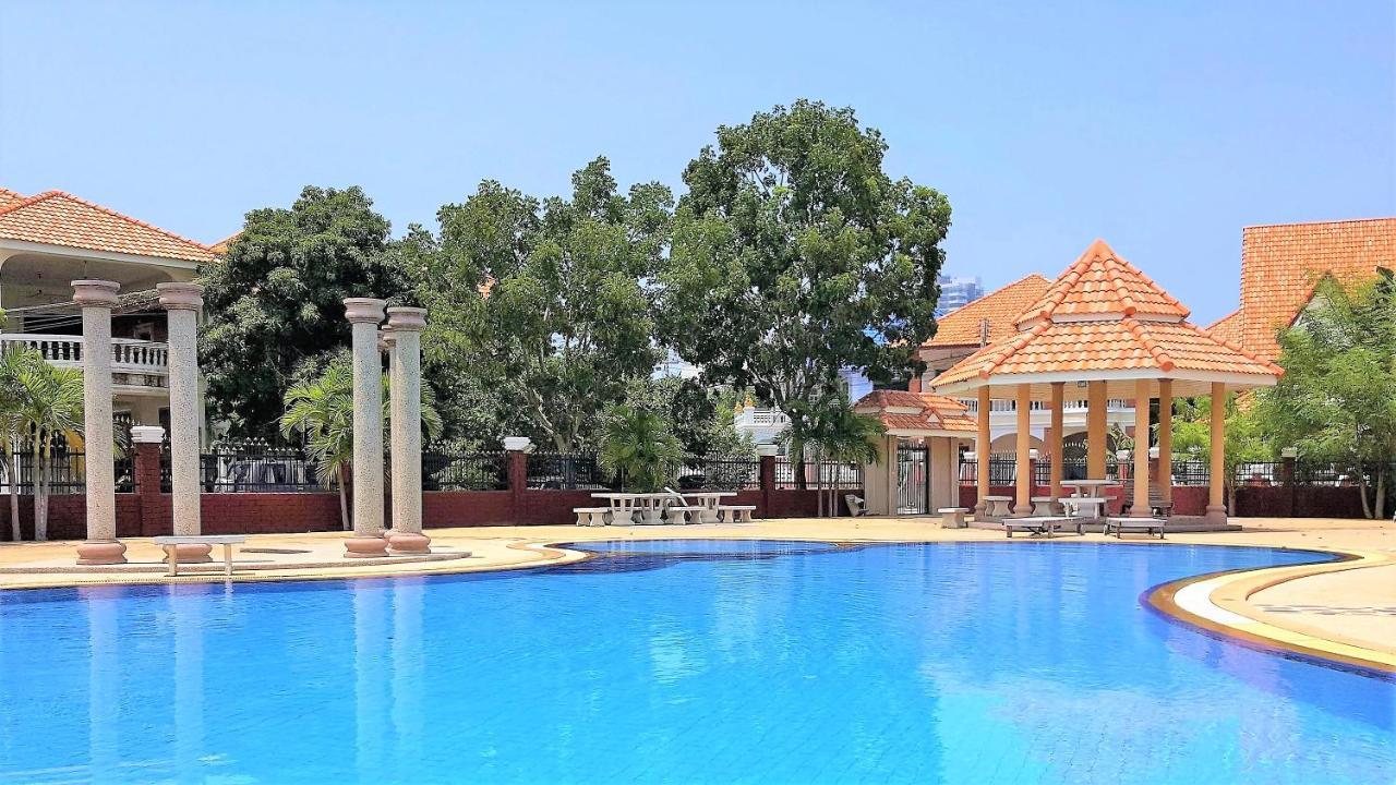 Potterland Luxury Pool Villa Pattaya Walking Street 6 Bedrooms Экстерьер фото